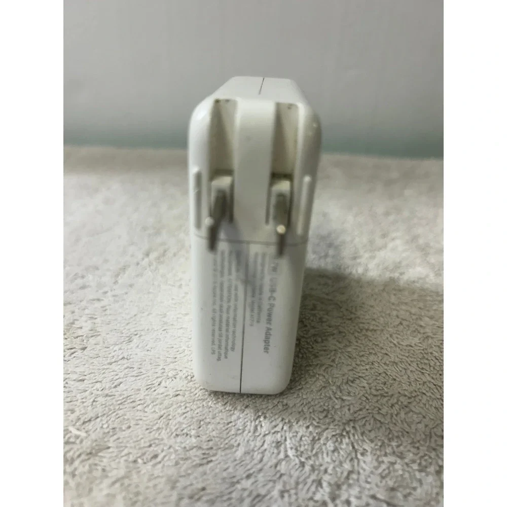 Apple 87W USB-C Power Adapter MacBook Pro Charger Model A1719 White